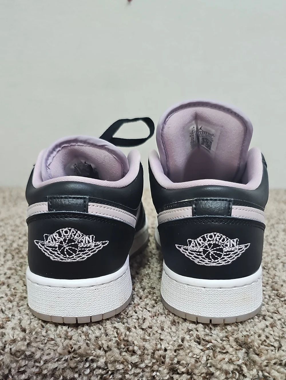NIKE AIR JORDAN 1 LOW SE YOUTH SNEAKERS BFPM-07-050